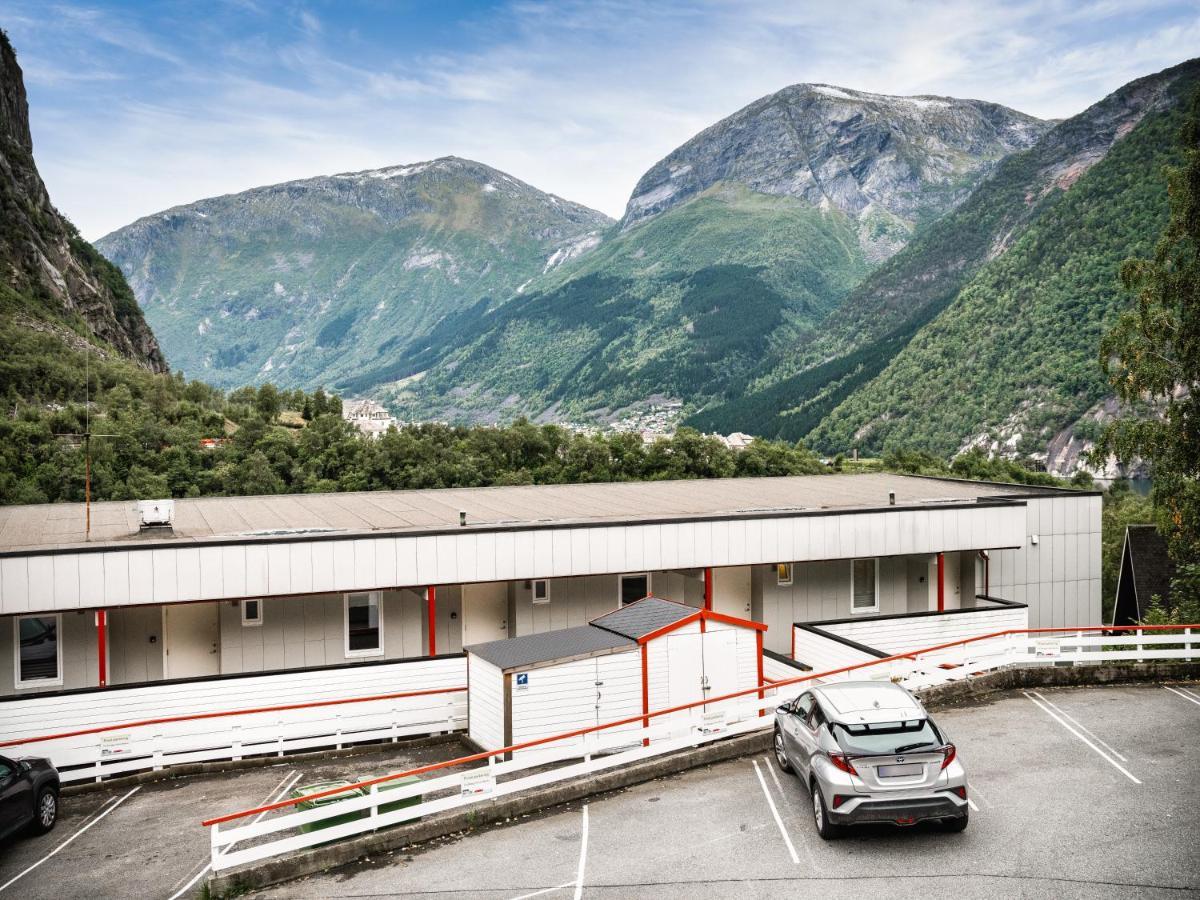 טיסדאל Trolltunga Hostel מראה חיצוני תמונה