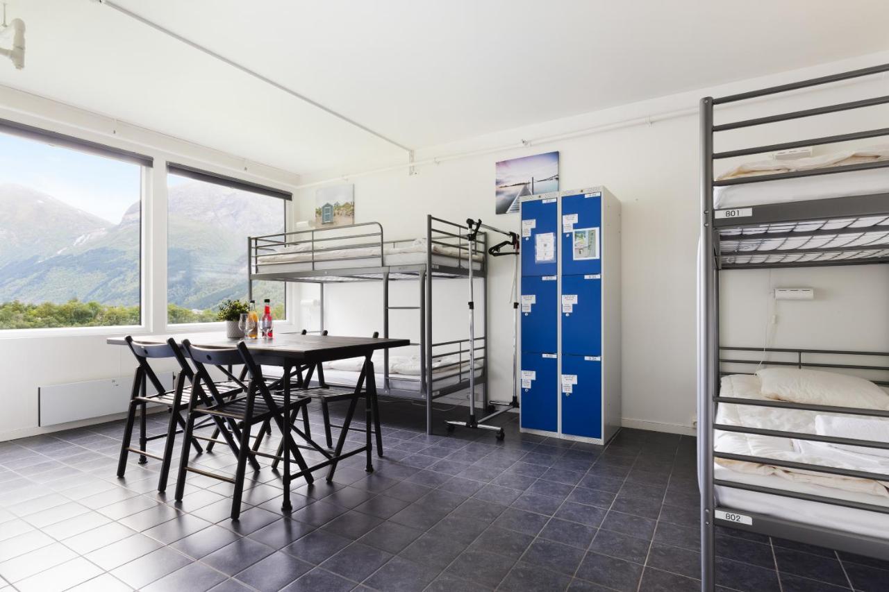טיסדאל Trolltunga Hostel מראה חיצוני תמונה