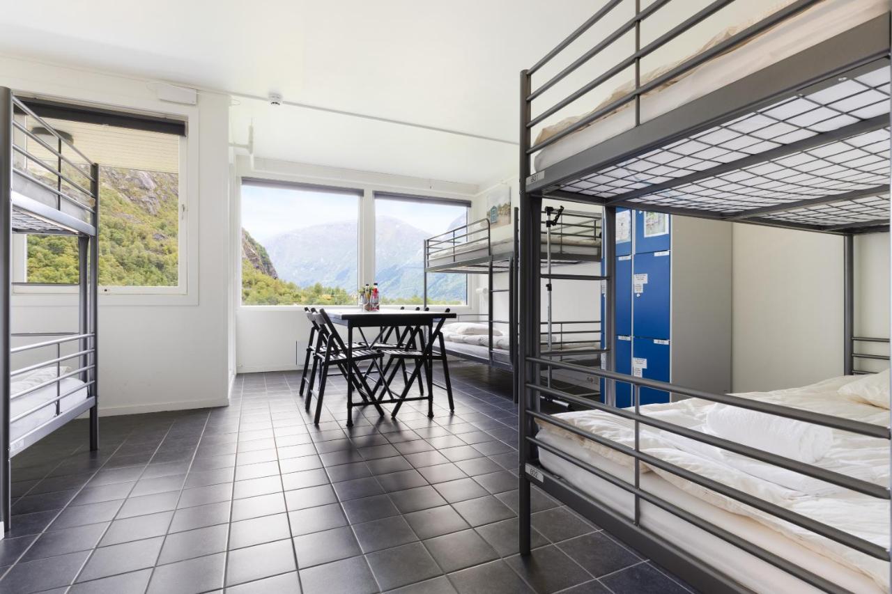 טיסדאל Trolltunga Hostel מראה חיצוני תמונה